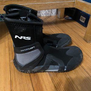 NRS Whitewater booties